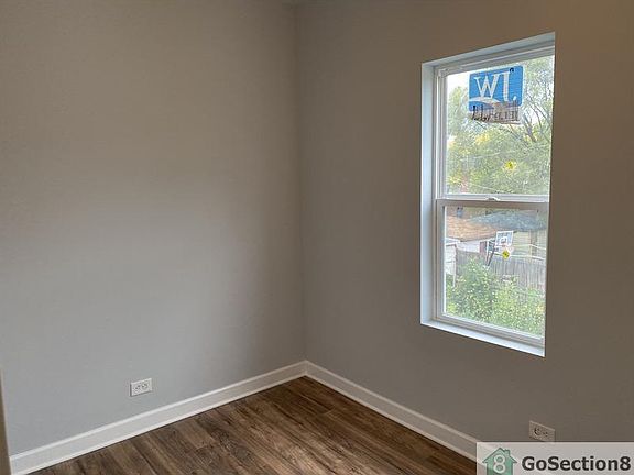 5th image of 8226 S Brandon Ave #1