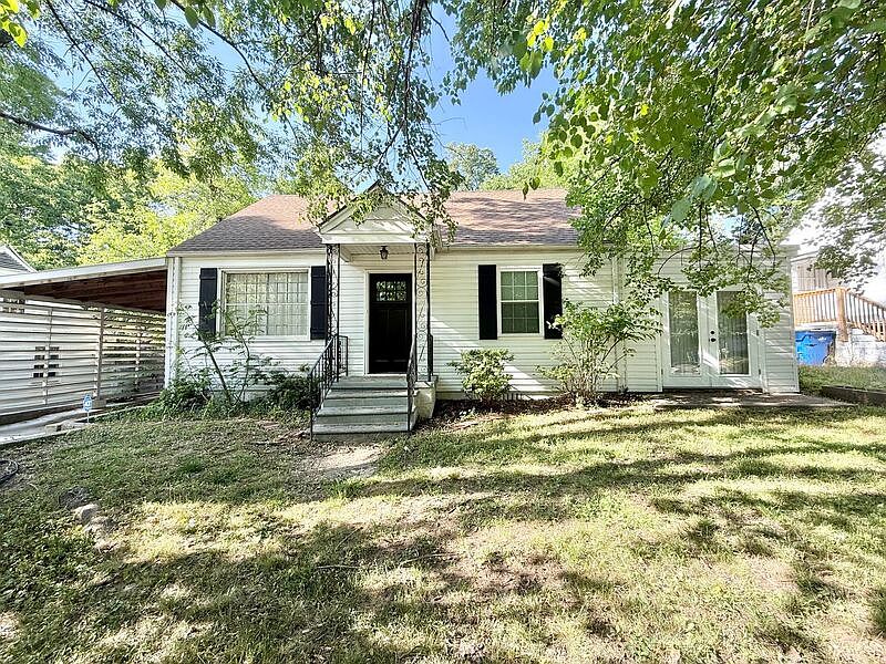 1st image of 242 Pecan Rd