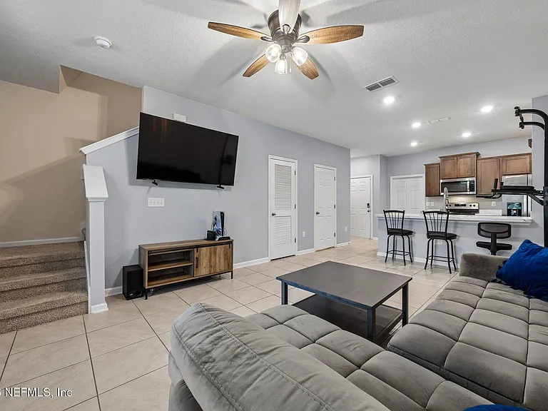 86440 Mainline Rd — Photo 7