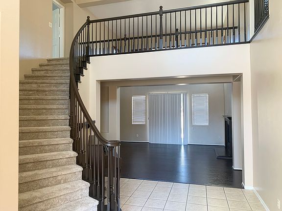 4th image of 505 Sparrow Ln