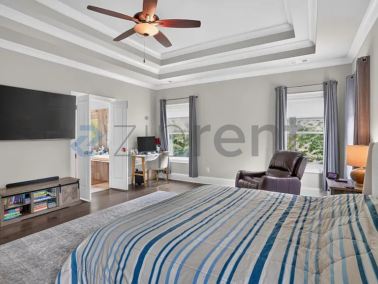2408 Ellard Ter SE — Photo 32