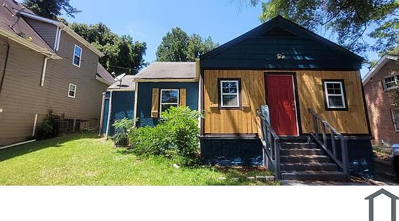 2nd image of 2009 Baker Rd NW