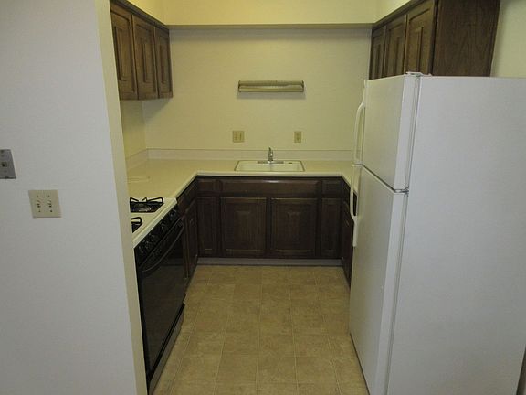 3rd image of 535 S Randall Ave #33