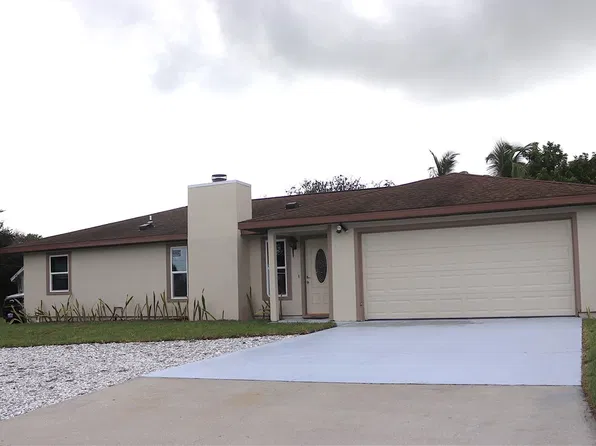 805 4th St, Vero Beach, FL 32962