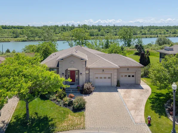 208 Muirfield Trl, Welland, ON L3B 6G7