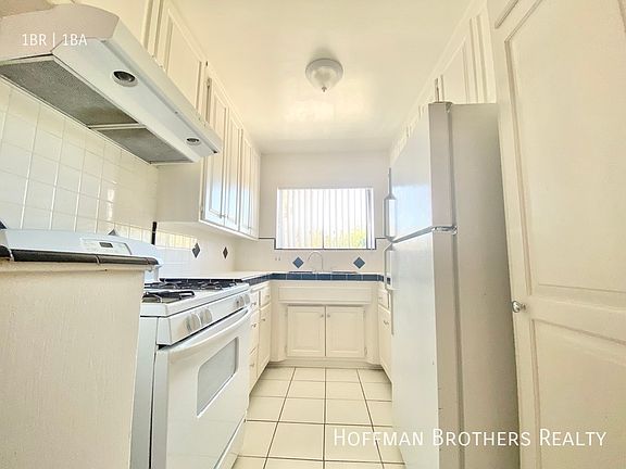 3rd image of 1220 Cole Pl #6A