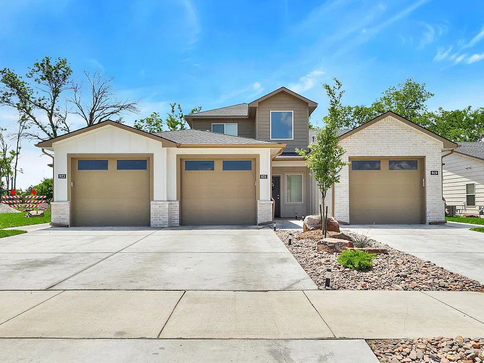 1010 SE 10th Ter
