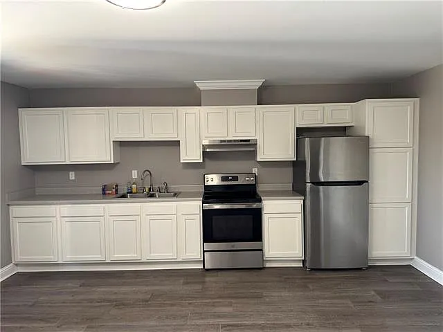 145 N Anthony St #203 — Photo 4