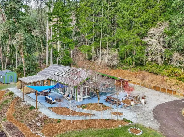 10504 SW 216th Street, Vashon, WA 98070