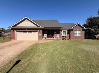 612 Southbrook Dr, Evansville, IN 47711