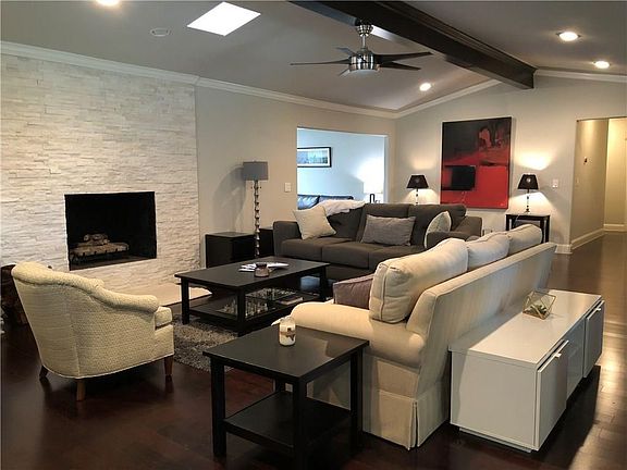 4th image of 2817 Mollimar Dr
