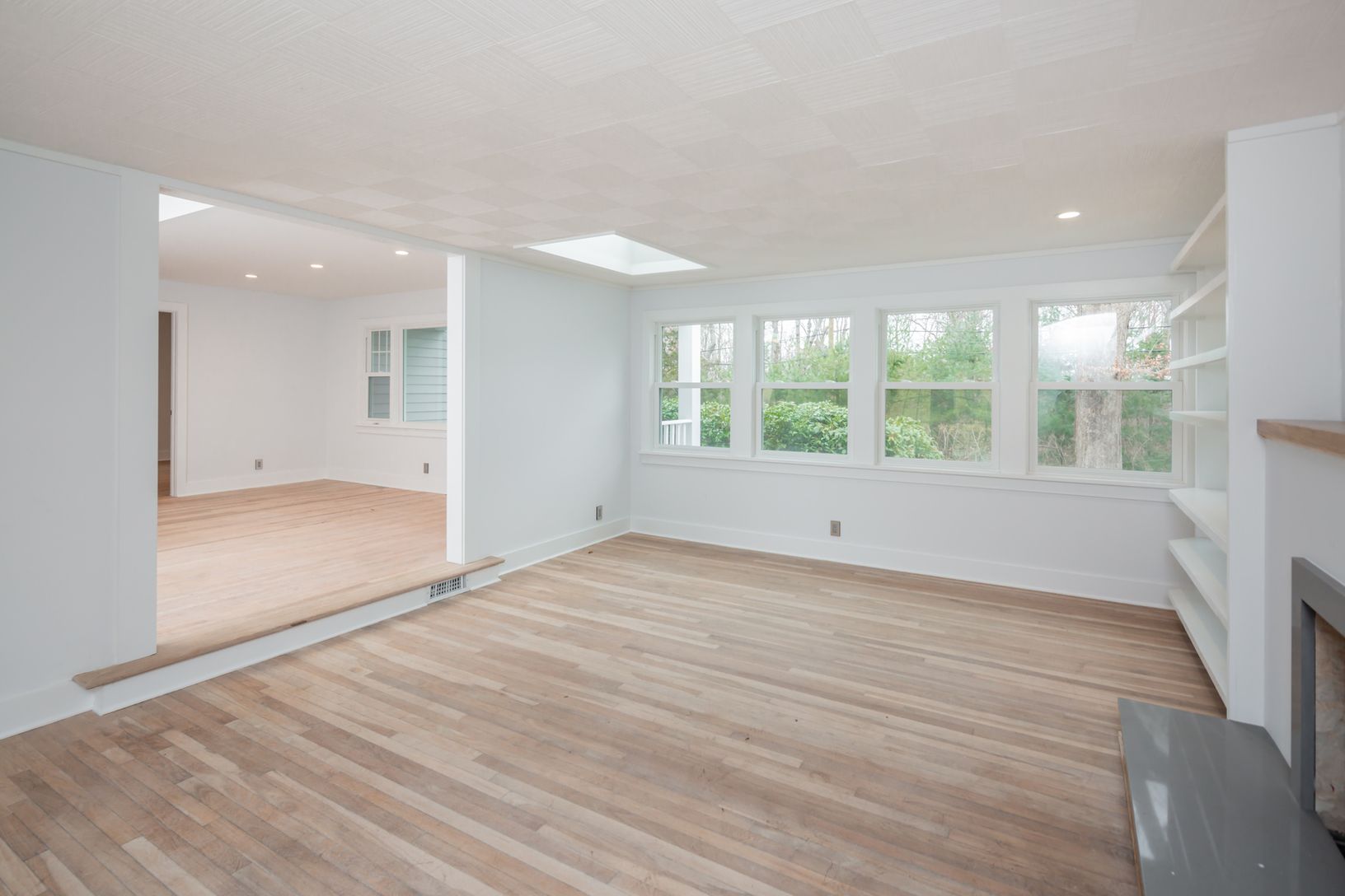  Owner's Unit, Living Room with Skylights