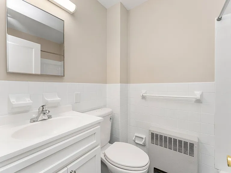5346 Chew Ave - St. Teresa — Photo 10