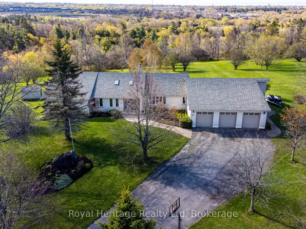 37 Forest Hill Dr, Hamilton, ON K9A 0W3