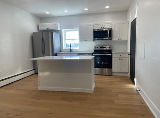 400 N Main St #4, Bernville, PA 19506