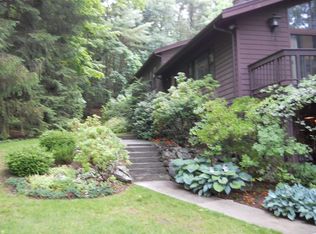 54 Barney Hill Rd, Wayland, MA 01778