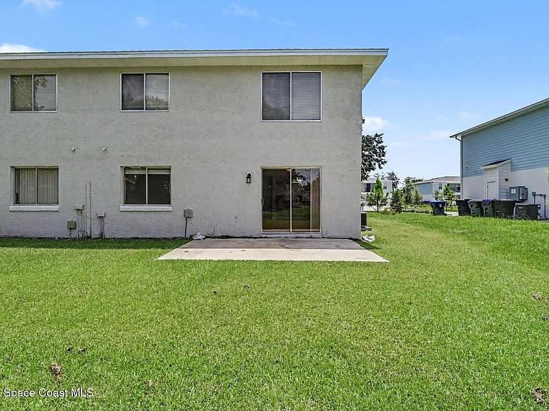 2294 Fox Hollow Dr — Photo 16