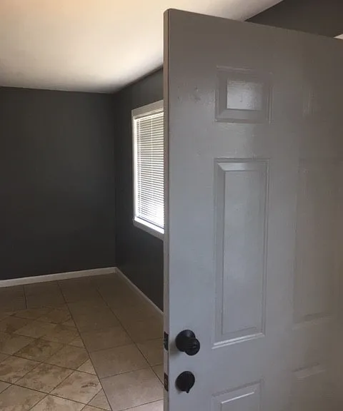 1539 Humboldt St — Photo 11