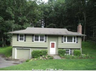 7 Bridlepath Rd, West Simsbury, CT 06092