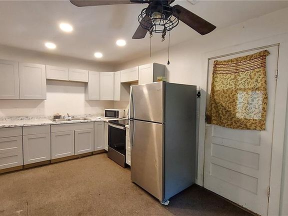 5th image of 522 S Georgia St