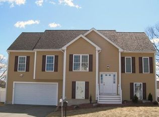 4 Tuscany Dr, Methuen, MA 01844