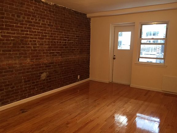 4th image of 155 E 84th St APT 6B