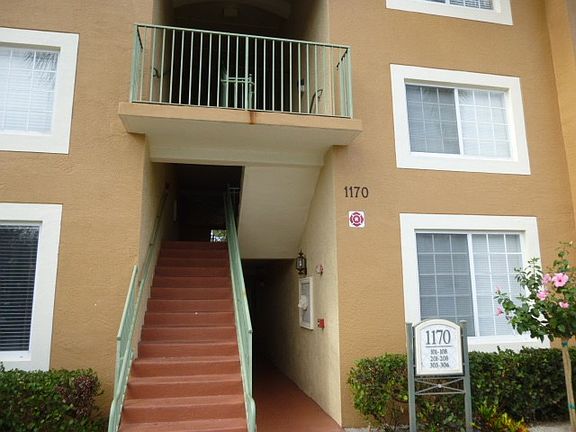 3rd image of 1170 Wildwood Lakes Blvd APT 305
