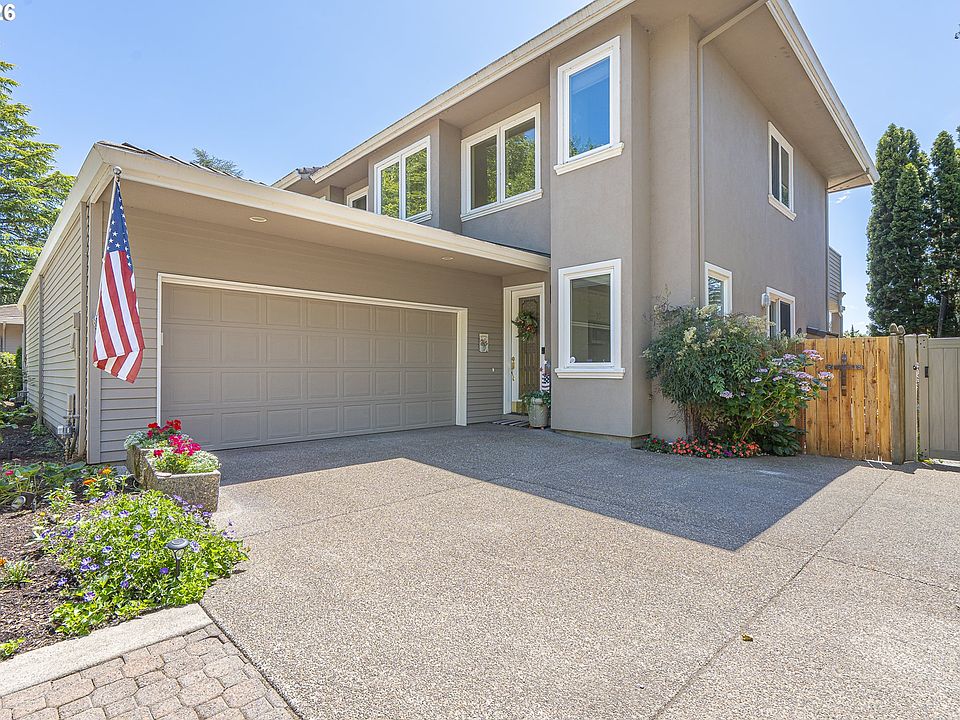 1st image of 32082 SW Charbonneau Dr