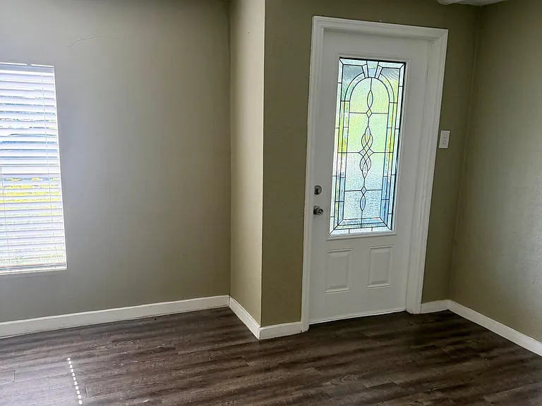 4752 Dunkeld Ave — Photo 19