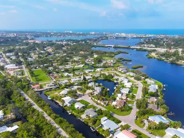 458 Ceil Ct, Nokomis, FL 34275