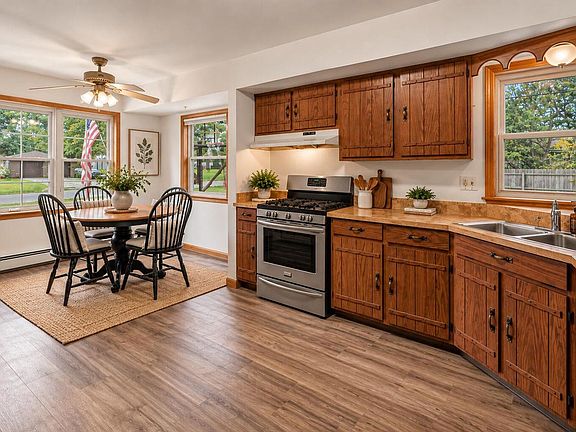3rd image of 8025 N 66th STREET