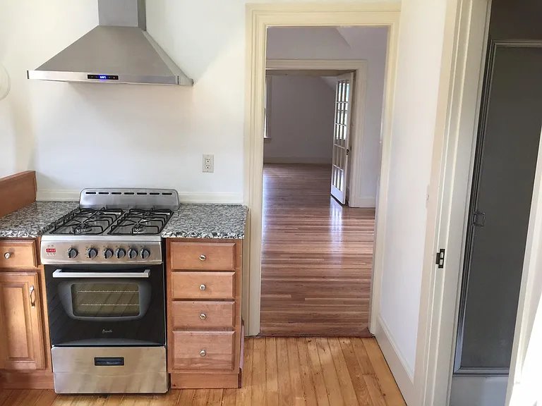 74 Pidge Ave #3 — Photo 3