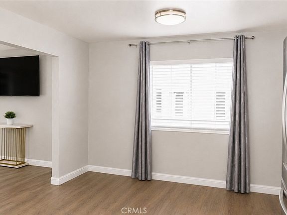 4th image of 1824 Ellison Dr