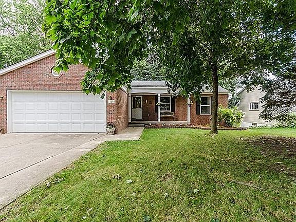 2nd image of 125 Carriage Way