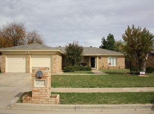 9307 Gary Ave, Lubbock, TX 79423