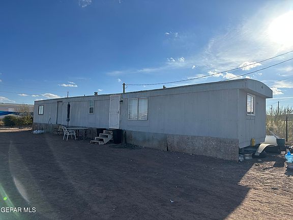 3rd image of 17800 Cramer Dr