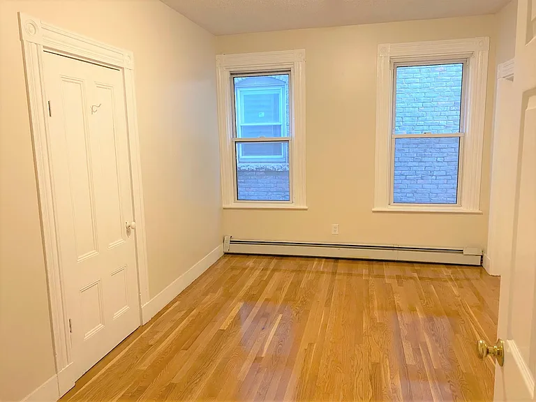 90 Norfolk St — Photo 8