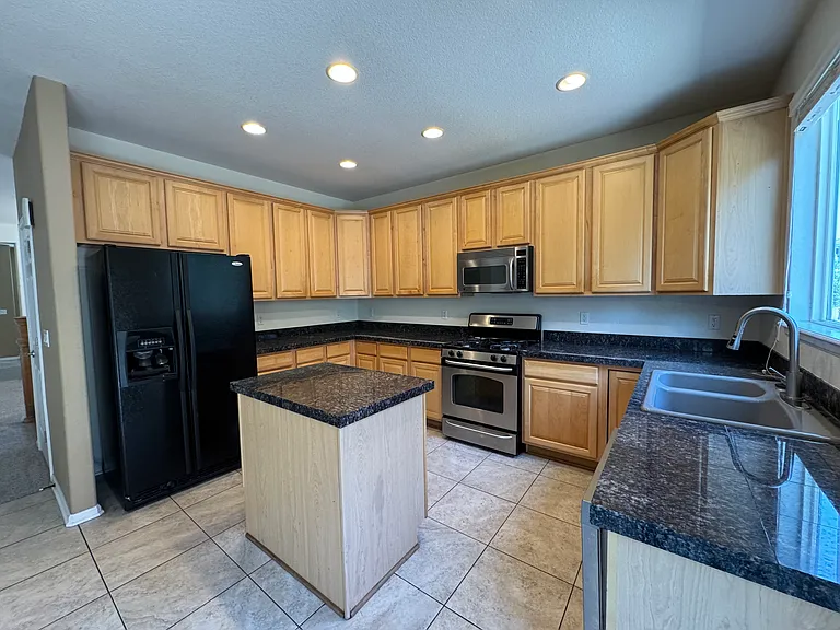 10962 Timber Ridge Ln — Photo 5