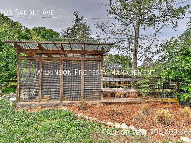 9705 Saddle Ave — Photo 95