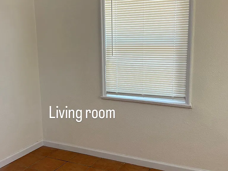 820 N California Ave #820 — Photo 5