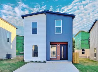 1041 Indiana Ave, Bentonville, AR 72713