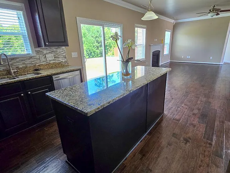 122 Windrush Ln — Photo 18
