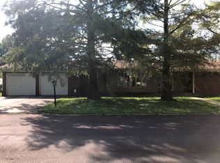 602 S Willow St, Gallatin, MO 64640