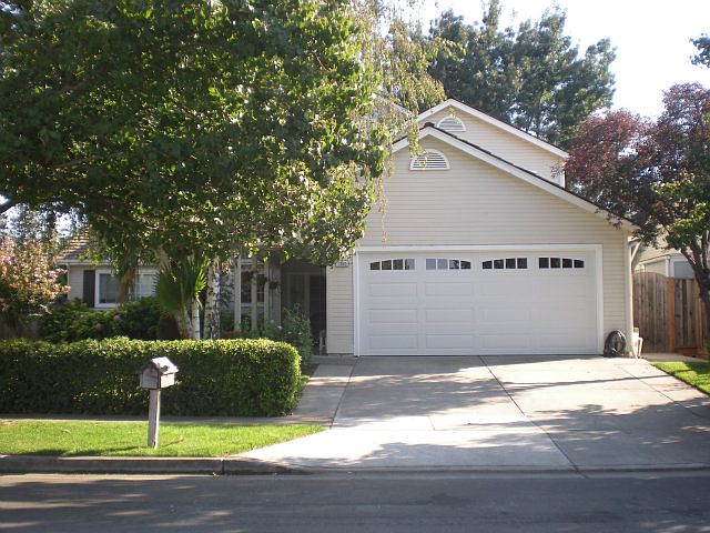 1st image of 1360 Cypress Ct