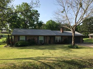 2112 Salt Works Rd, Palestine, TX 75803