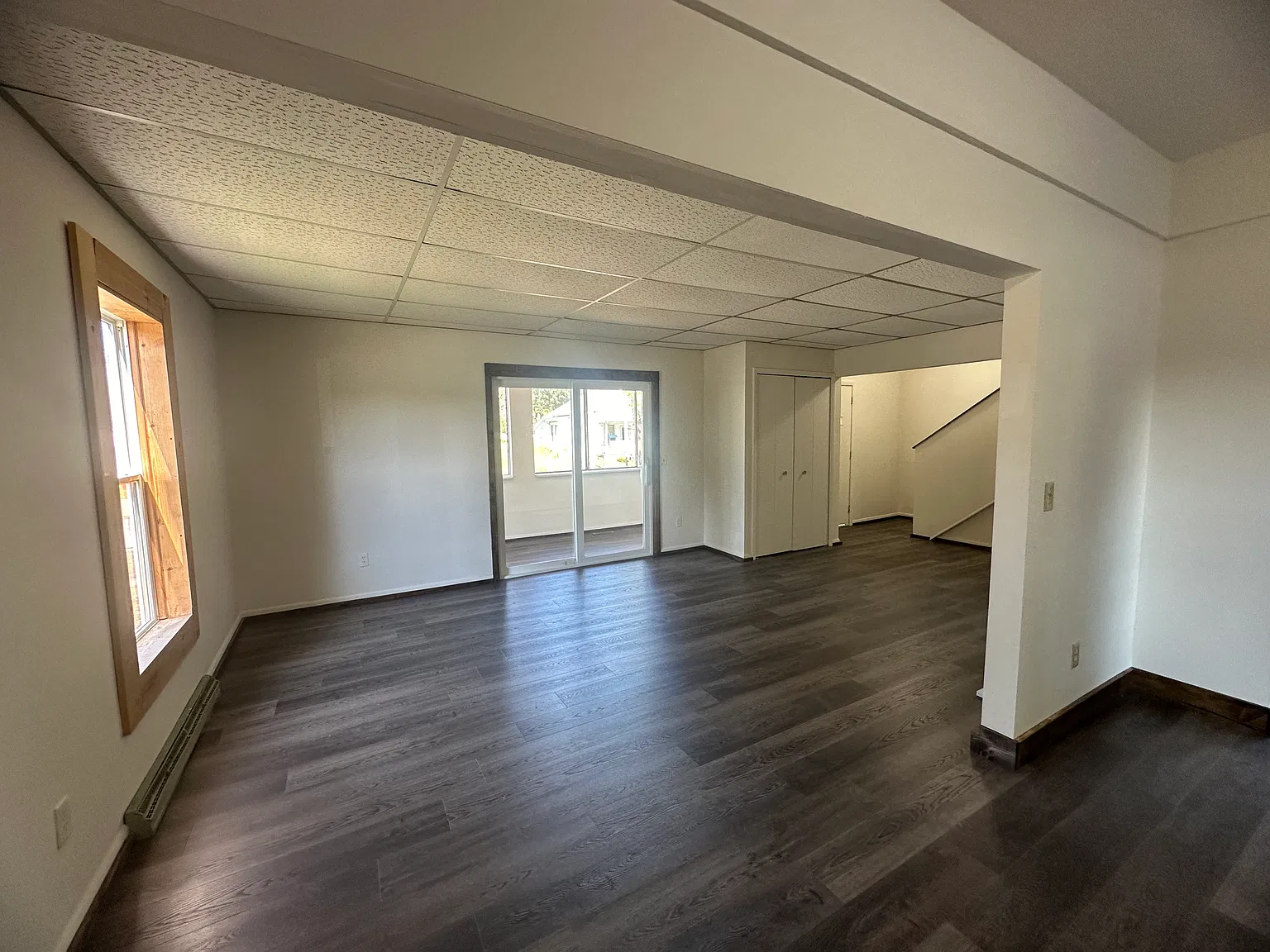 3 bed, 1.5 bath, 1209 sqft, $1,200 — Photo 3
