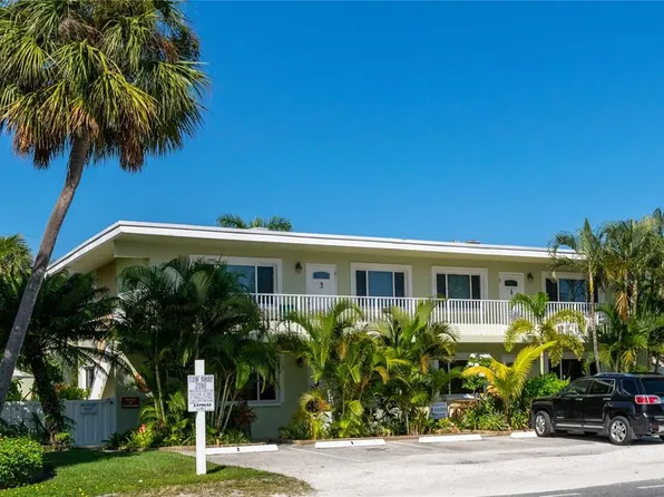 3000 Gulf Dr APT 3, Holmes Beach, FL 34217