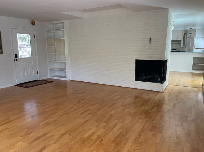 2 bed, 2.0 bath, 1385 sqft, $4,300 — Photo 4