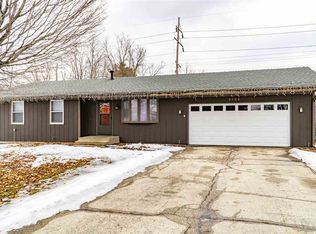 8209 Mildred Rd, Machesney Park, IL 61115