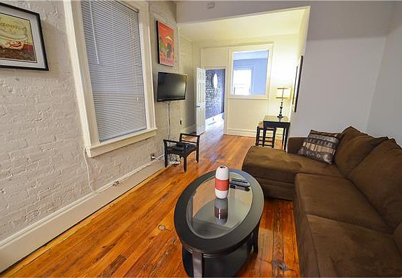2nd image of 438 W 45th St APT 4W